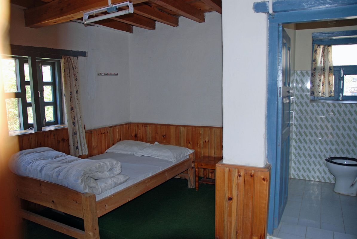 204 Kagbeni New Asia Trekkers Home Room WIth Western Style Toilet And Hot Shower 2008